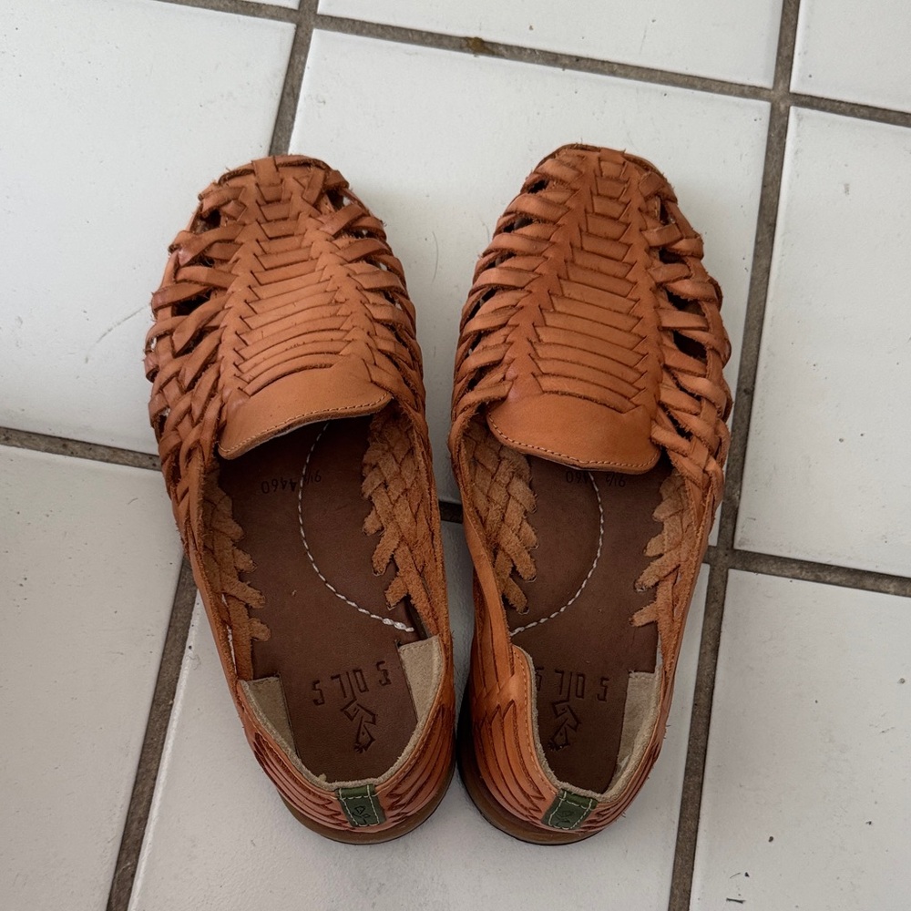 SOLS Women’s Woven Leather Huarache Slip-On Shoes - Tan